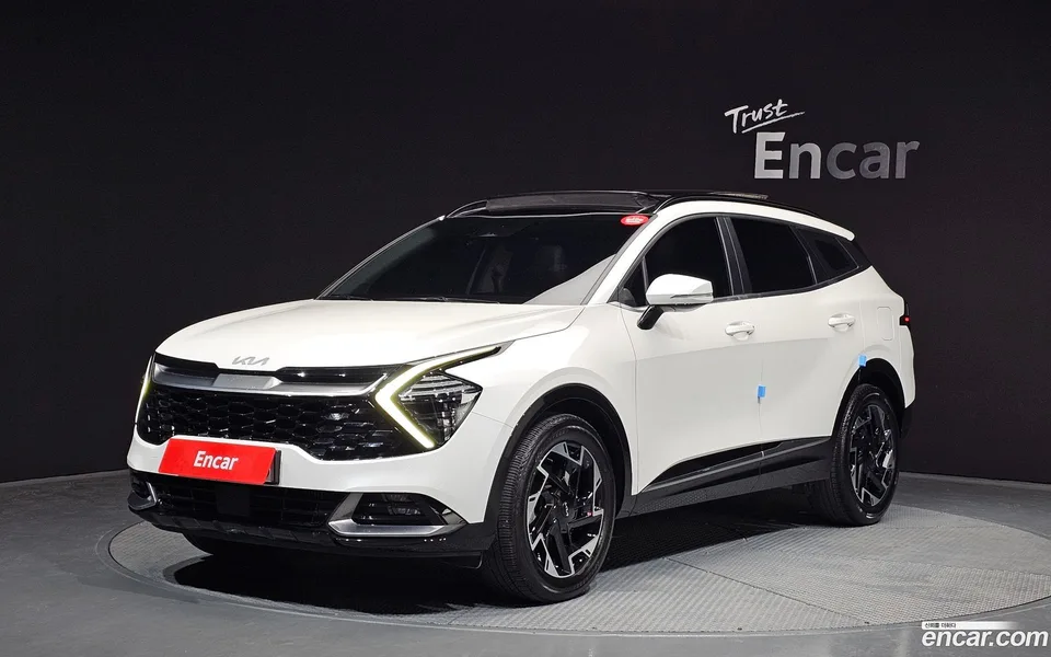Kia Sportage 1.6 2WD 2022 — фото 1, купить с доставкой в Москву