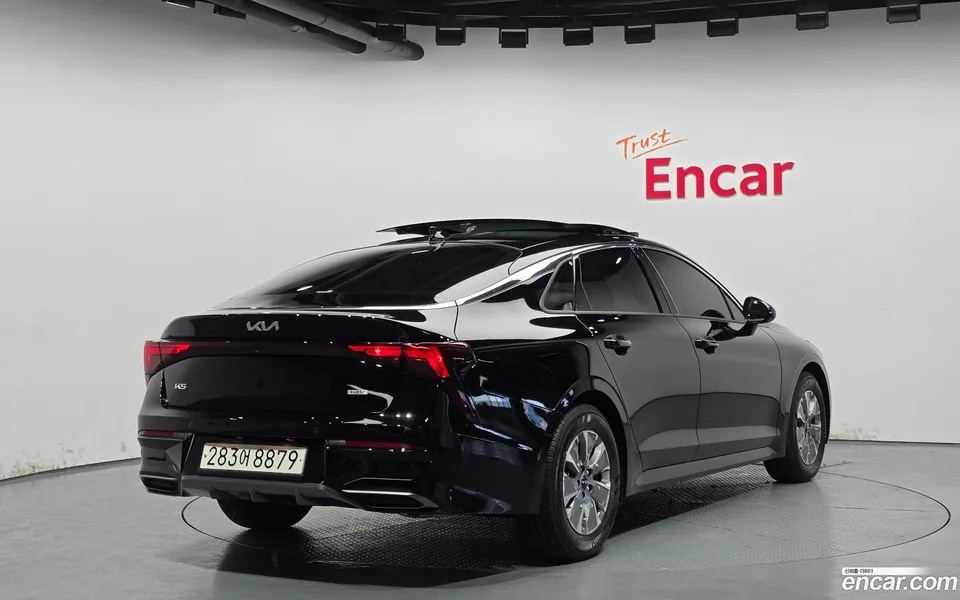 Kia K5 Hybrid 2024 — миниатюра 2