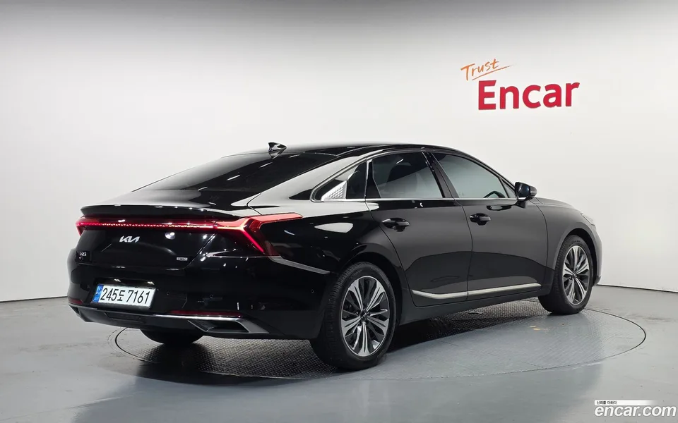 Kia K8 Hybrid 2022 — миниатюра 2
