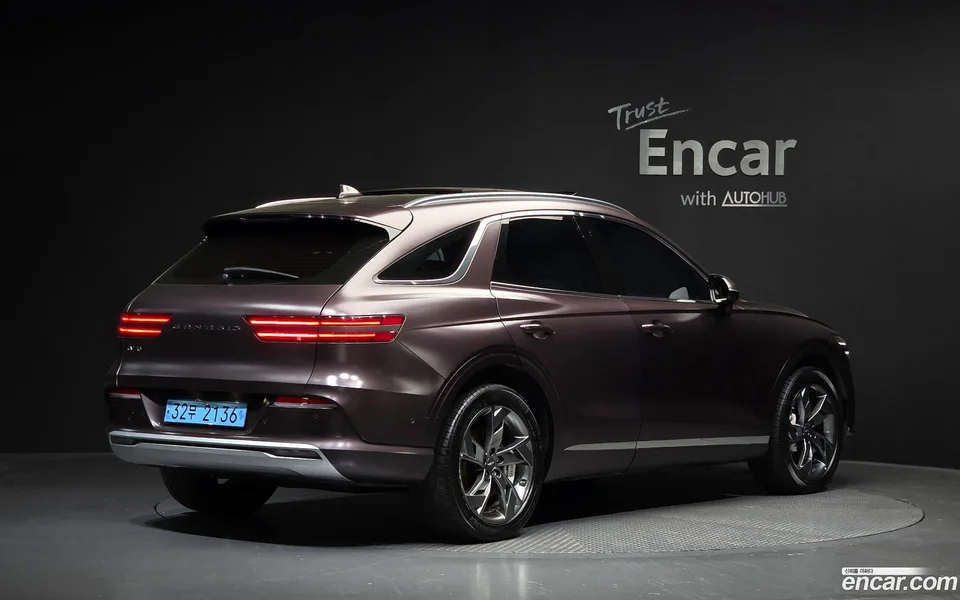 Genesis Electrified GV70 e-AWD 2023 — миниатюра 2