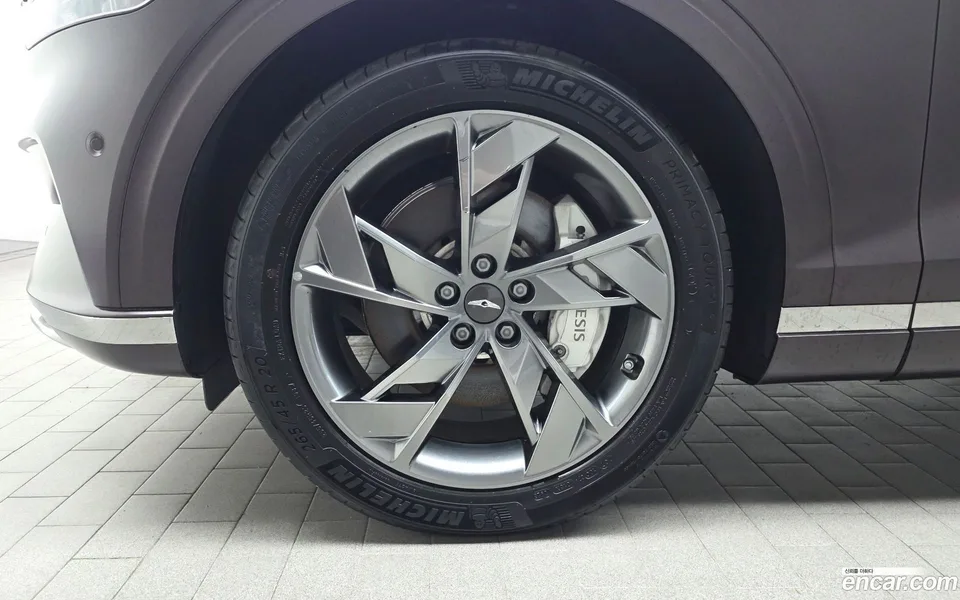 Genesis Electrified GV70 e-AWD 2023 — миниатюра 5