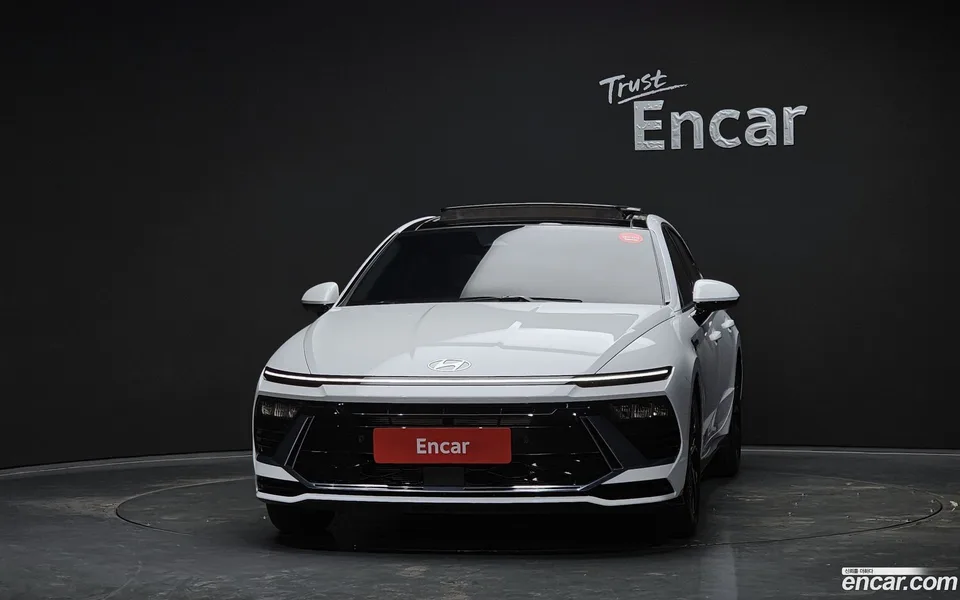 Hyundai Sonata The Edge 2.0 2023 — миниатюра 3