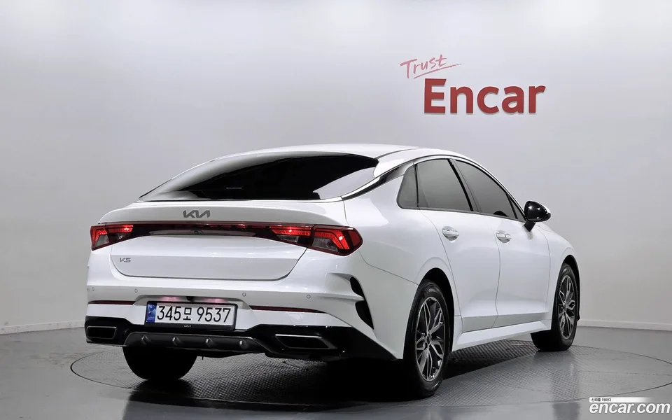 Kia K5 2.0 2023 — миниатюра 2