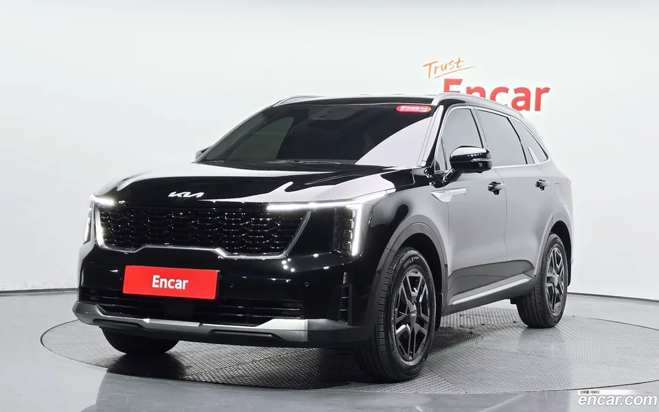 Kia Sorento 2.5T 2WD 2025 — фото 1, купить с доставкой в Москву