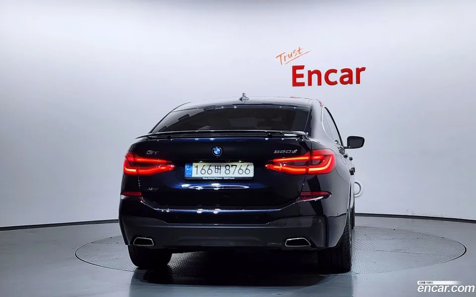 BMW 6 Series GT 620d xDrive M 2023 — миниатюра 4