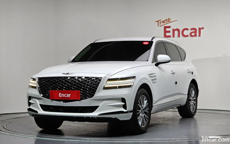 Genesis GV80 2.5T AWD 2022 — фото 1, купить с доставкой в Москву