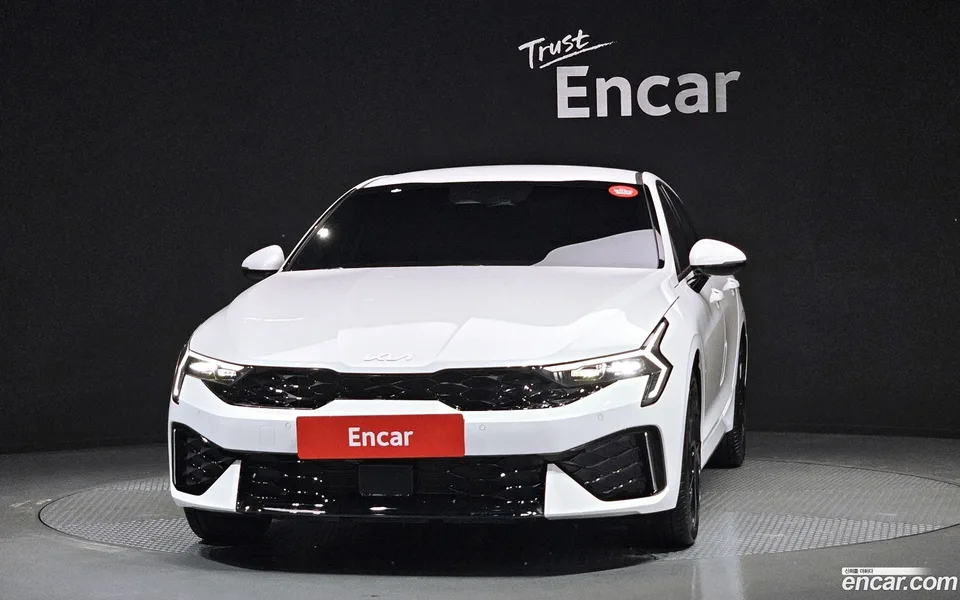 Kia K5 2.0 2025 — миниатюра 3