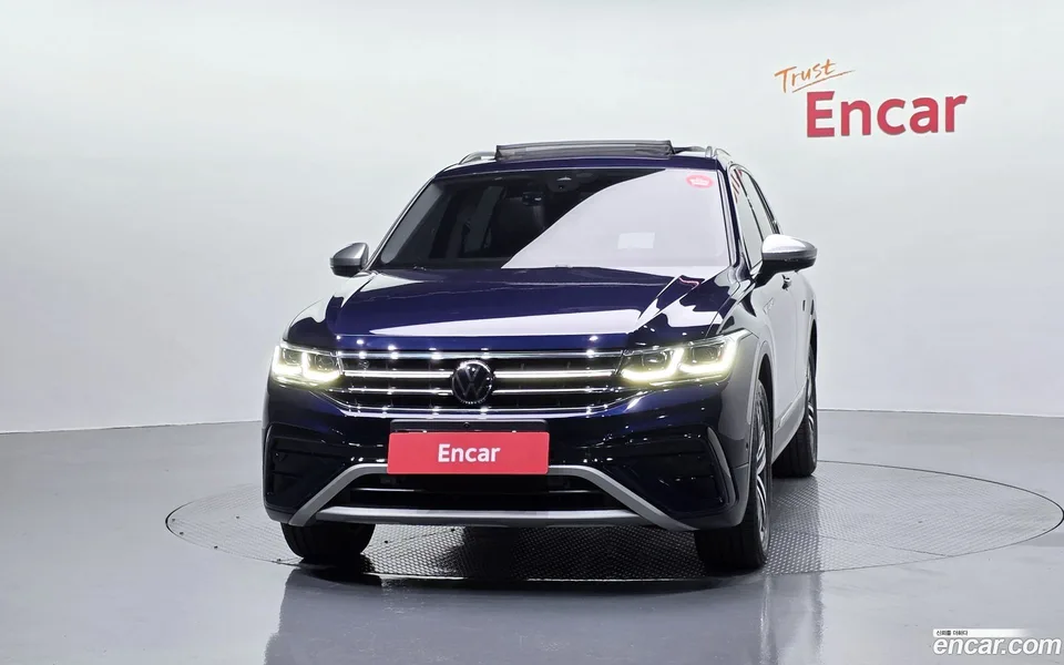 Volkswagen Tiguan Allspace 2.0 TSI 2022 — миниатюра 3