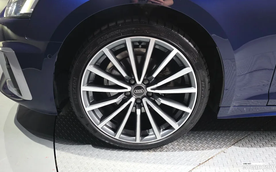 Audi A5 40 TFSI 2023 — миниатюра 5