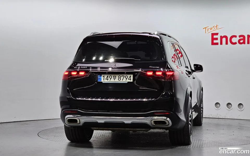 Mercedes-Benz GLS-Class GLS580 4MATIC 2023 — миниатюра 4