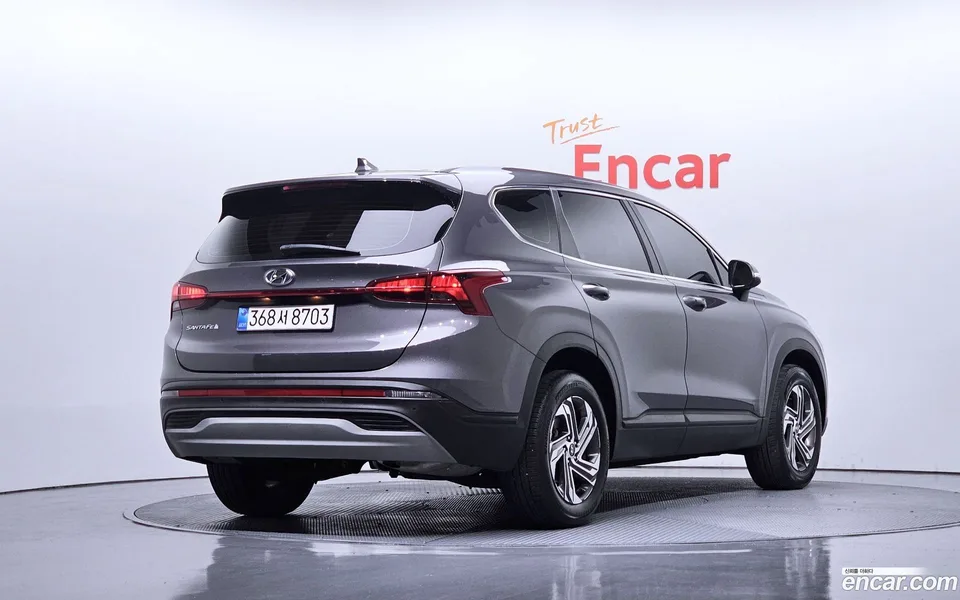 Hyundai SantaFe 2.2 2WD 2022 — миниатюра 2