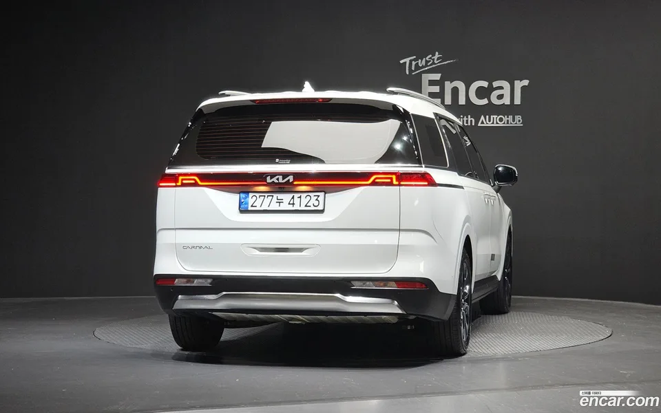 Kia Carnival 9 2023 — миниатюра 4