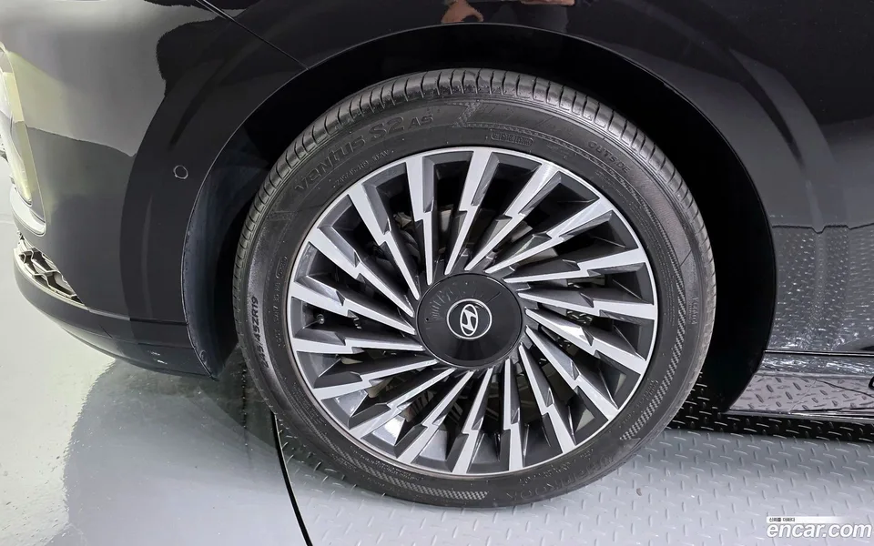 Hyundai Grandeur Hybrid 2024 — миниатюра 5