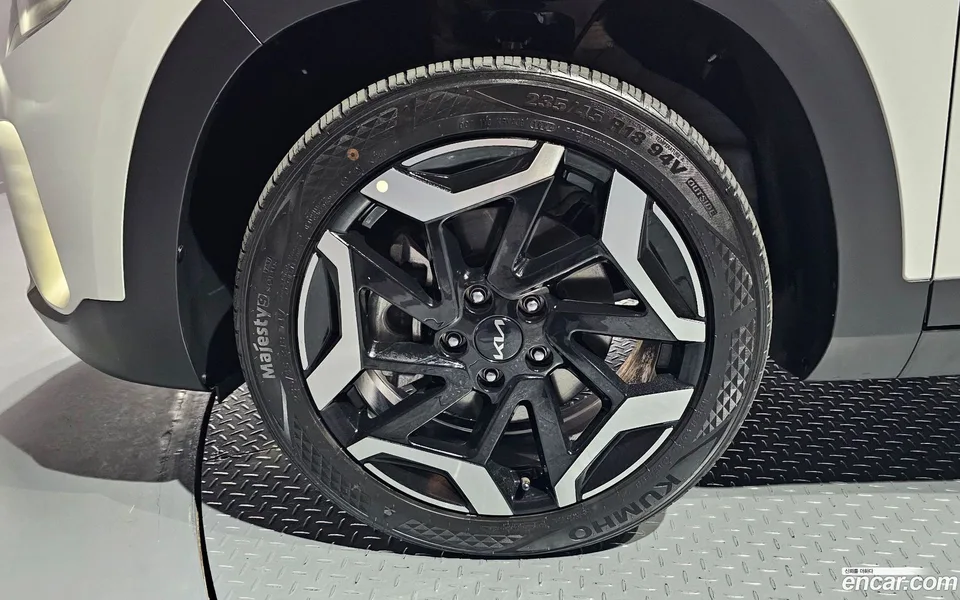 Kia Seltos 1.6 2WD 2024 — миниатюра 5