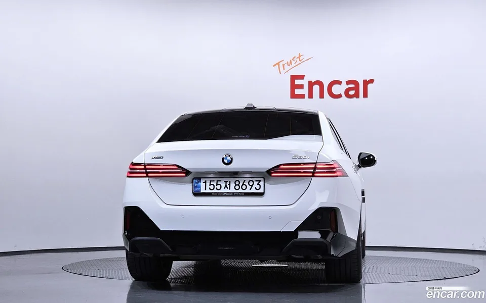 BMW 5 Series 530i xDrive M 2025 — миниатюра 4
