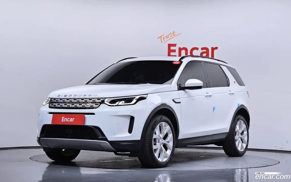 Land Rover Discovery Sport P250 SE 2022 — фото 1, купить с доставкой в Москву