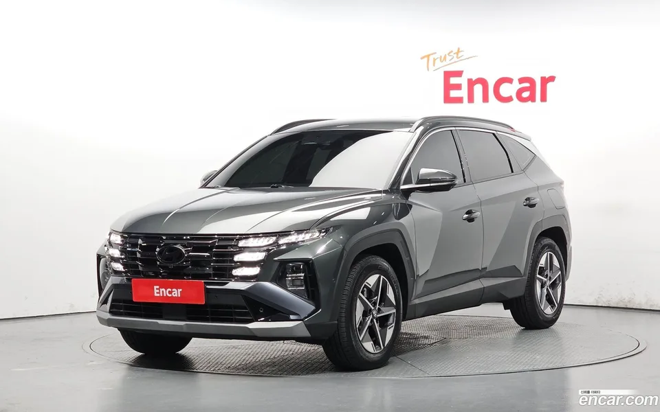 Hyundai Tucson Hybrid NX4 HEV 1.6 2WD 2024 — фото 1, купить с доставкой в Москву