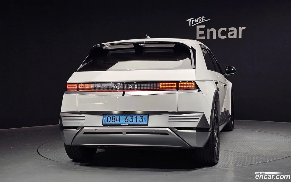 Hyundai Ioniq 5 2022 — миниатюра 4