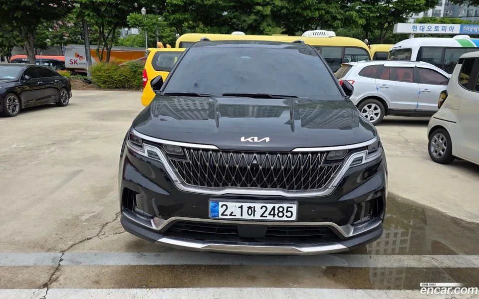 Kia Carnival 9 2023 — миниатюра 2
