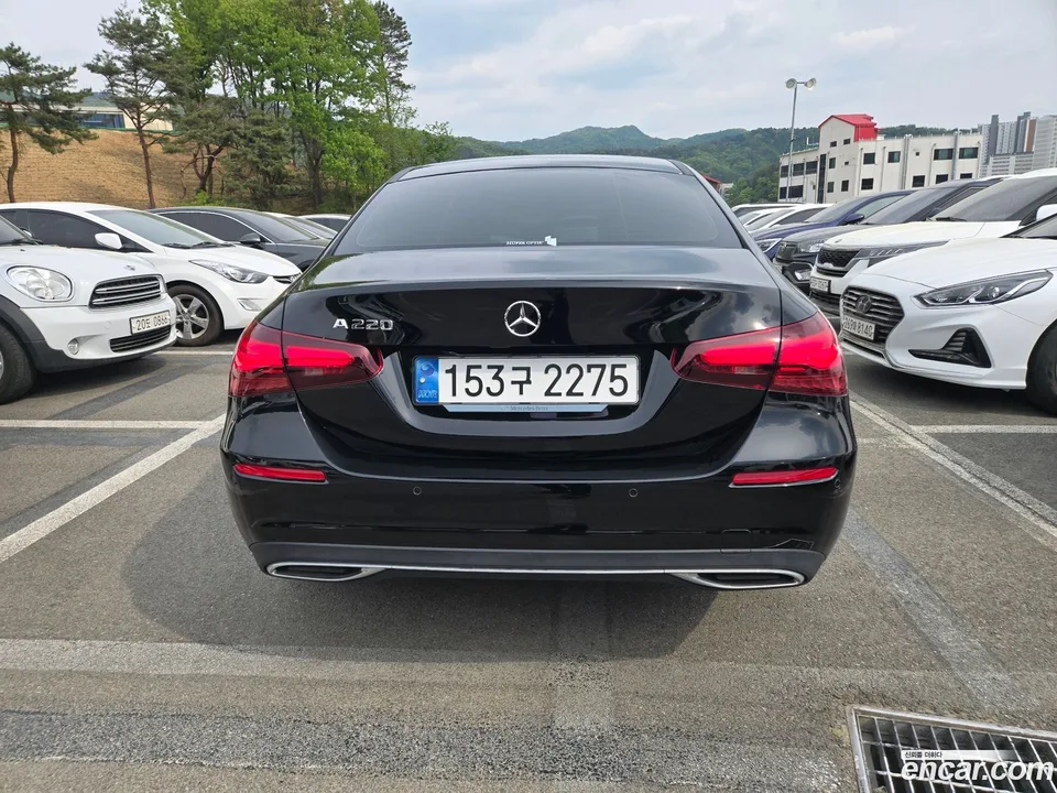 Mercedes-Benz A-Class A220 2024 — миниатюра 4