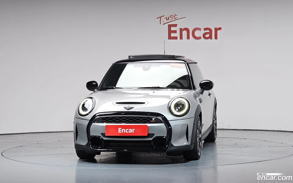 MINI Cooper S 2023 — миниатюра 3