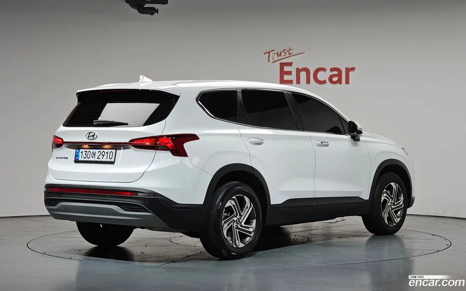 Hyundai SantaFe 2.2 2WD 2022 — миниатюра 2