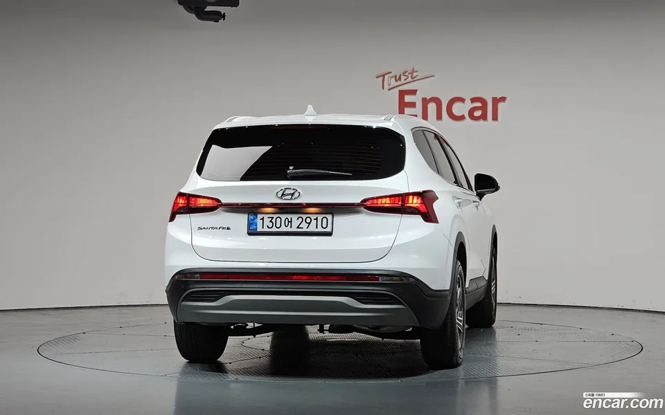 Hyundai SantaFe 2.2 2WD 2022 — миниатюра 4