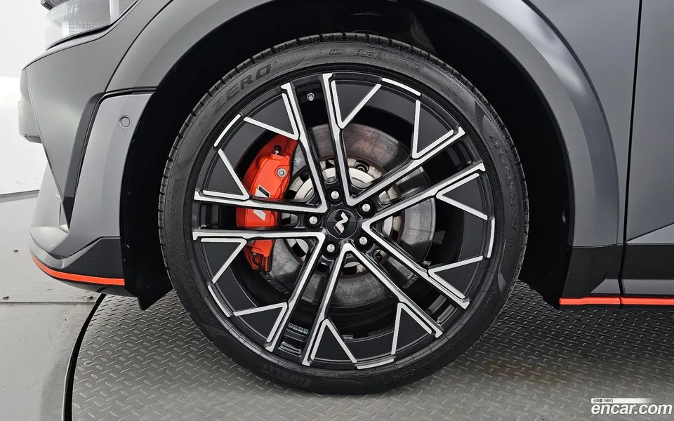 Hyundai Ioniq 5 N 2025 — миниатюра 5