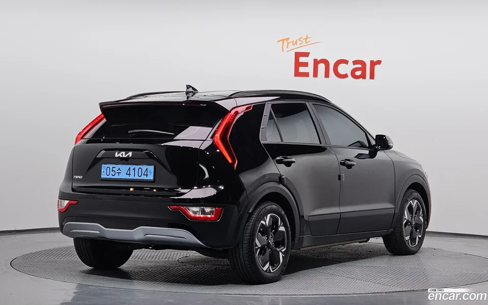 Kia Niro EV 2023 — миниатюра 2