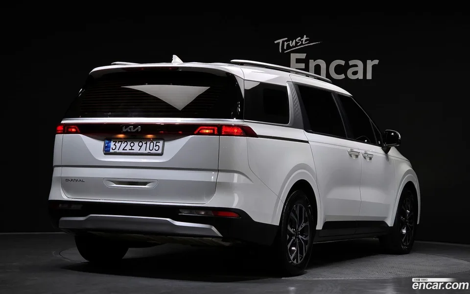 Kia Carnival 9 2022 — миниатюра 2