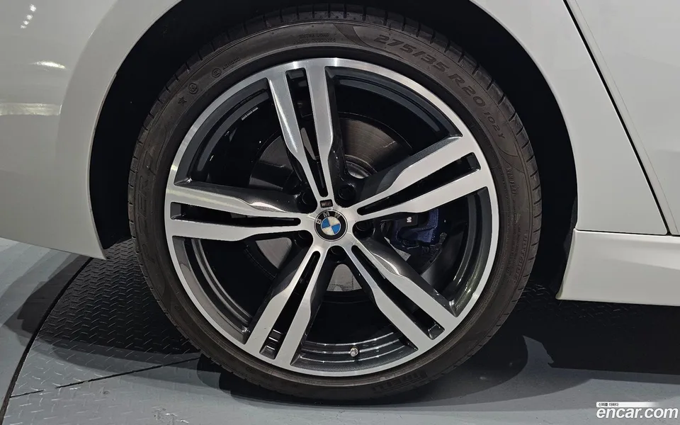 BMW 6 Series GT 630i xDrive M 2024 — миниатюра 5