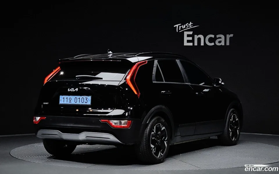 Kia Niro EV 2023 — миниатюра 2