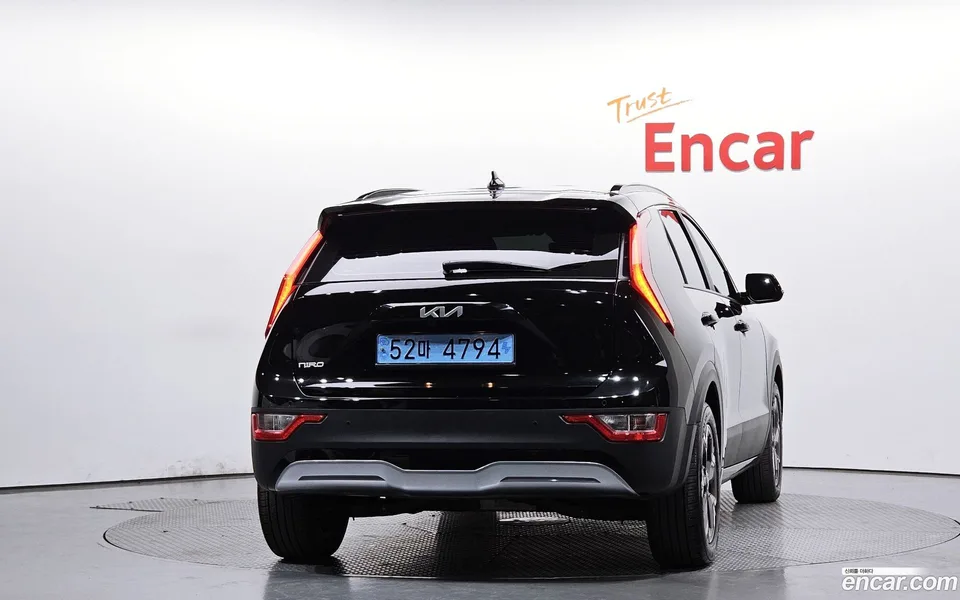 Kia Niro EV 2023 — миниатюра 4