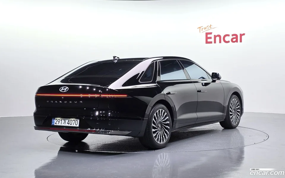 Hyundai Grandeur Hybrid 2024 — миниатюра 2