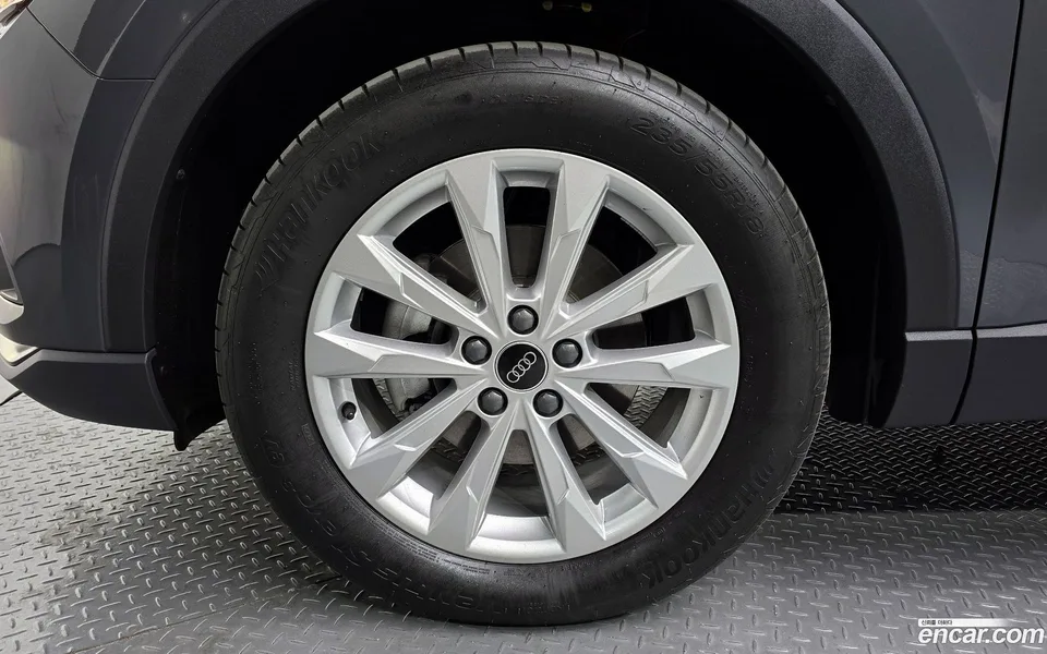 Audi Q3 35 TDI 2025 — миниатюра 5