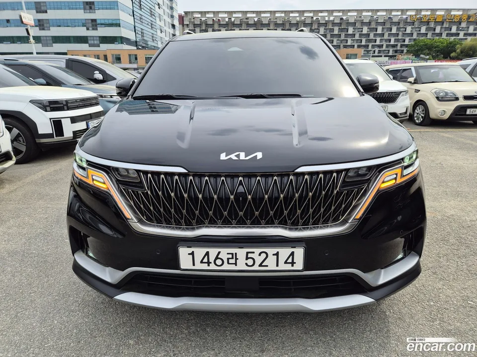 Kia Carnival 9 2022 — фото 1, купить с доставкой в Москву