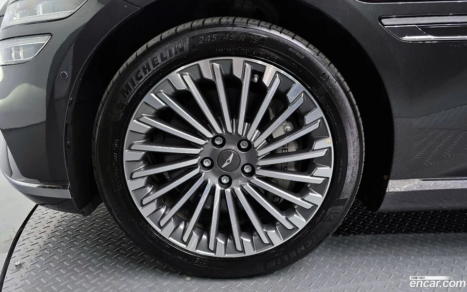 Genesis Electrified G80 e-AWD 2022 — миниатюра 5