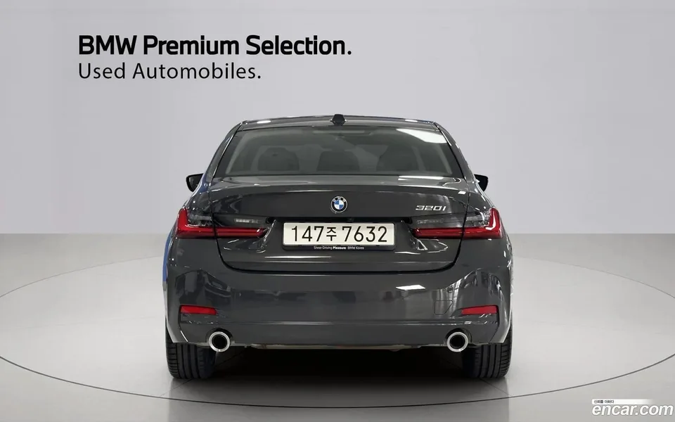 BMW 3 Series 320i 2025 — миниатюра 4