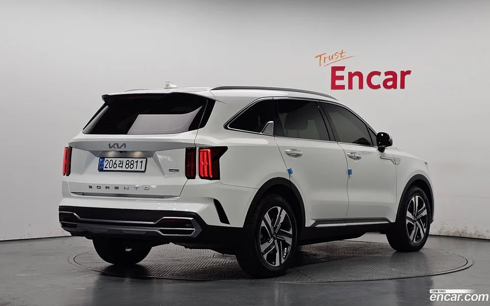 Kia Sorento HEV 1.6 2WD 2022 — миниатюра 2