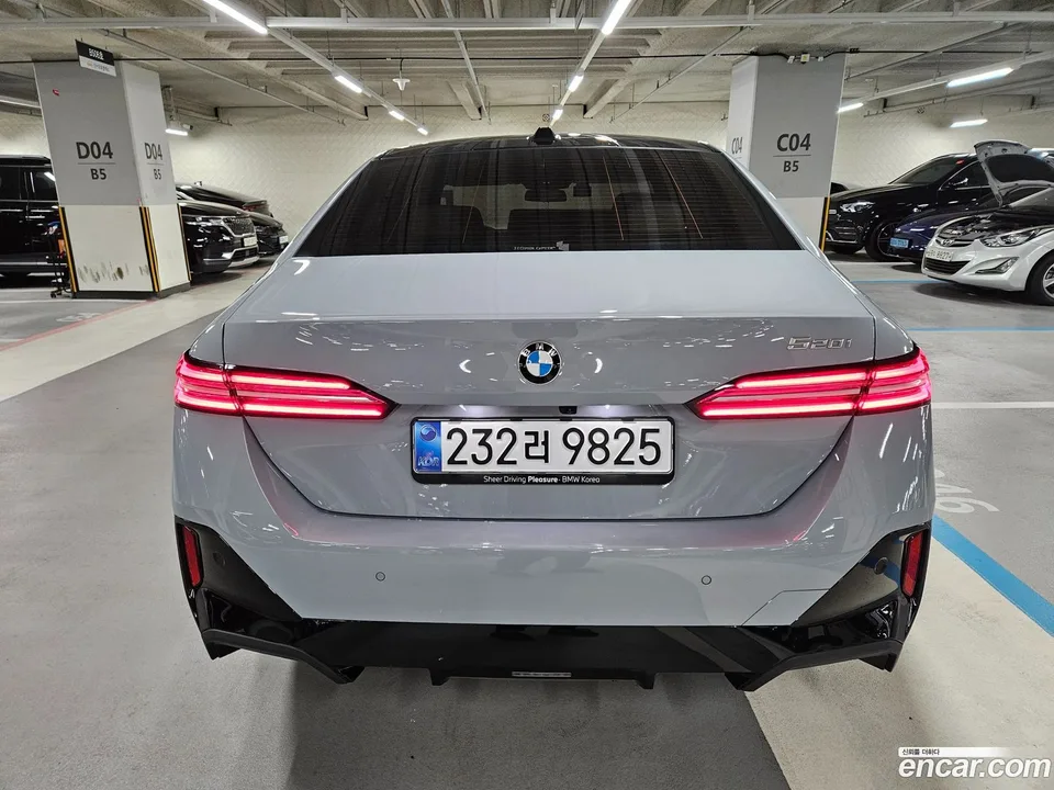 BMW 5 Series 520i M 2025 — миниатюра 4