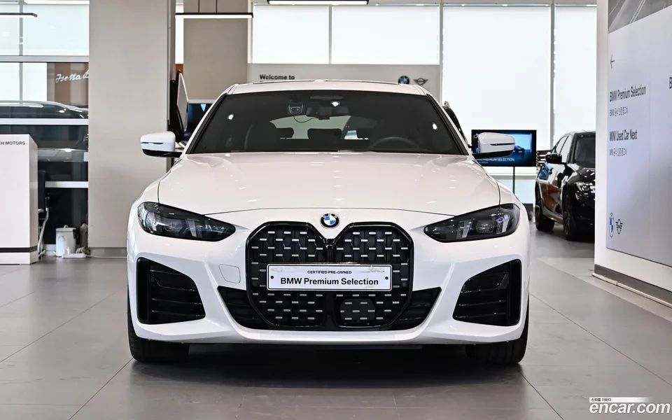 BMW 4 Series 420i M 2025 — миниатюра 2