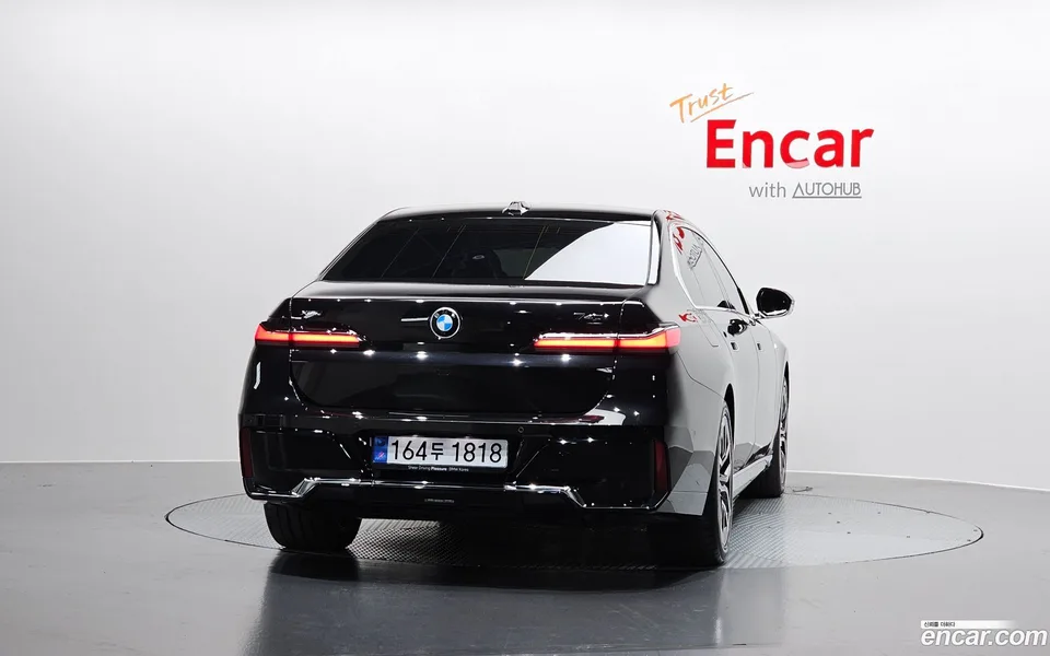 BMW 7 Series 740i xDrive M 2025 — миниатюра 4