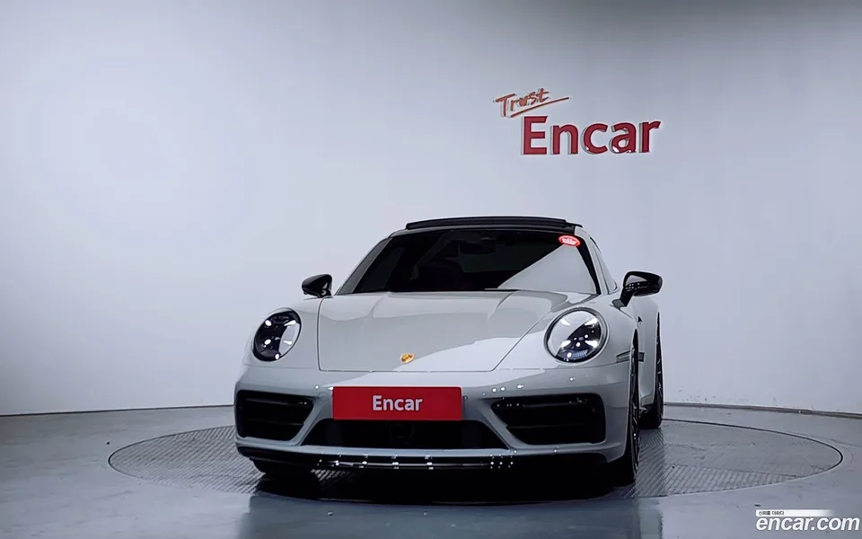Porsche 911 (992) 4 GTS 2022 — миниатюра 3