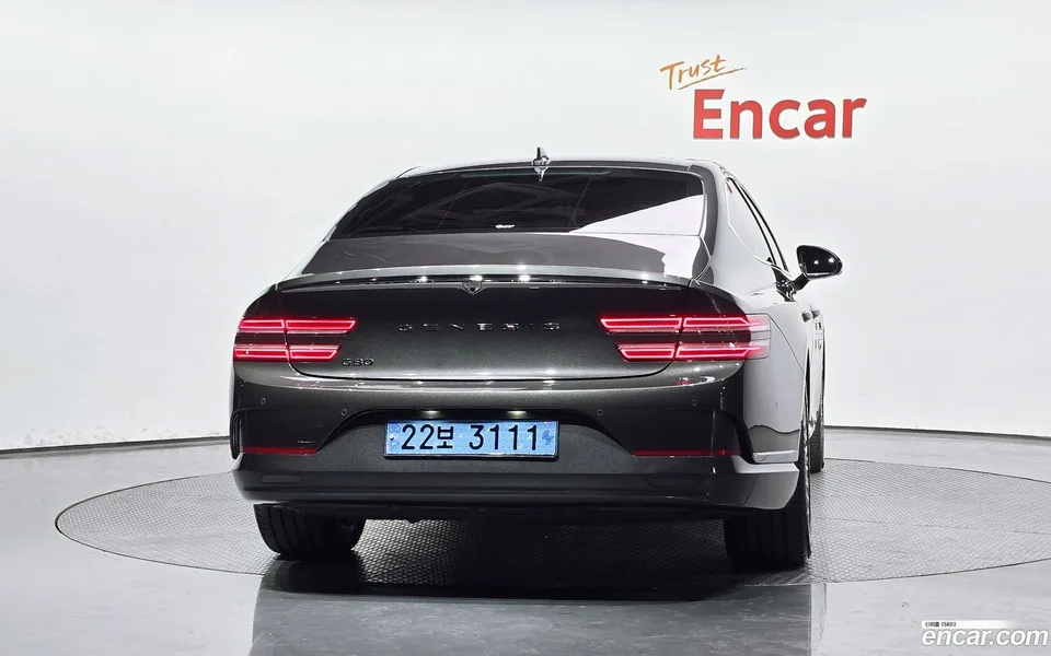 Genesis Electrified G80 e-AWD 2022 — миниатюра 4