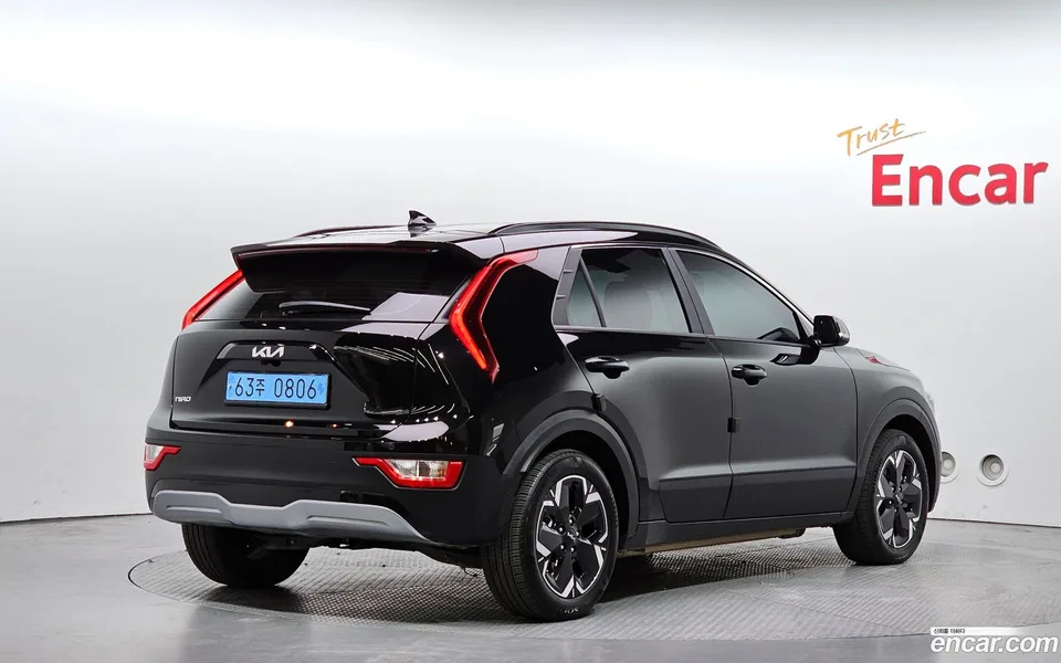 Kia Niro EV 2023 — миниатюра 2