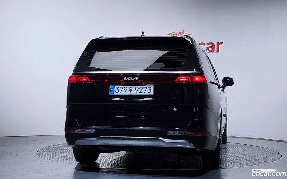 Kia Carnival 9 2023 — миниатюра 4