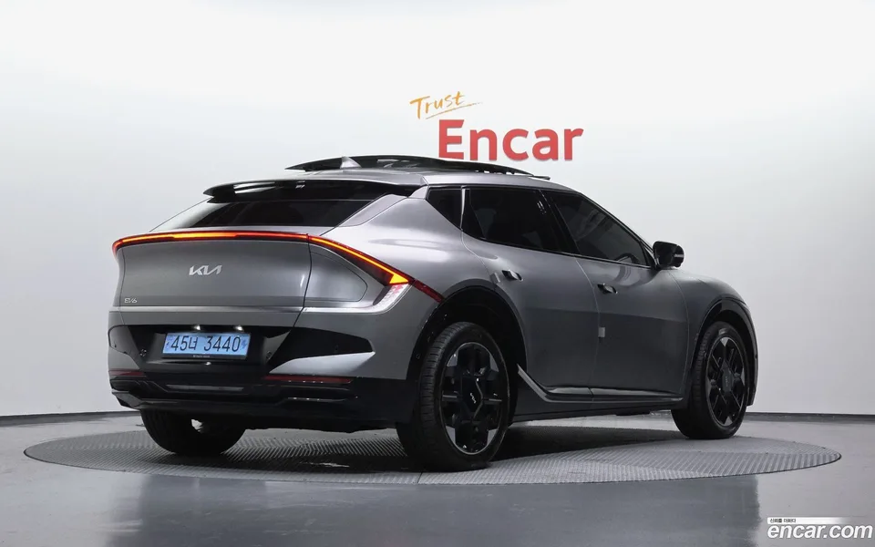 Kia EV6 4WD 2024 — миниатюра 2