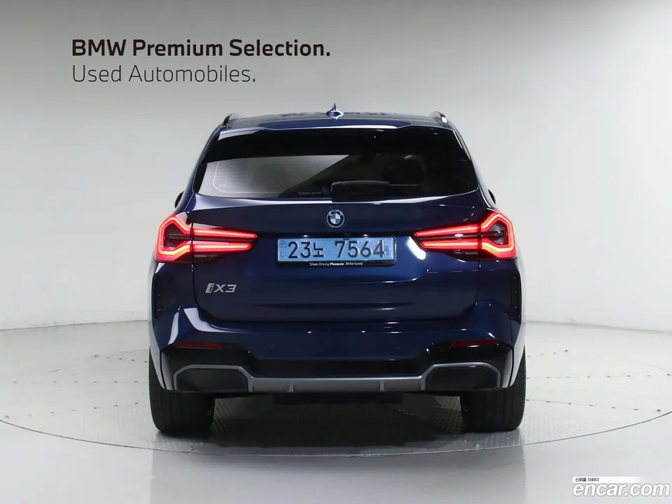 BMW iX3 M 2025 — миниатюра 4