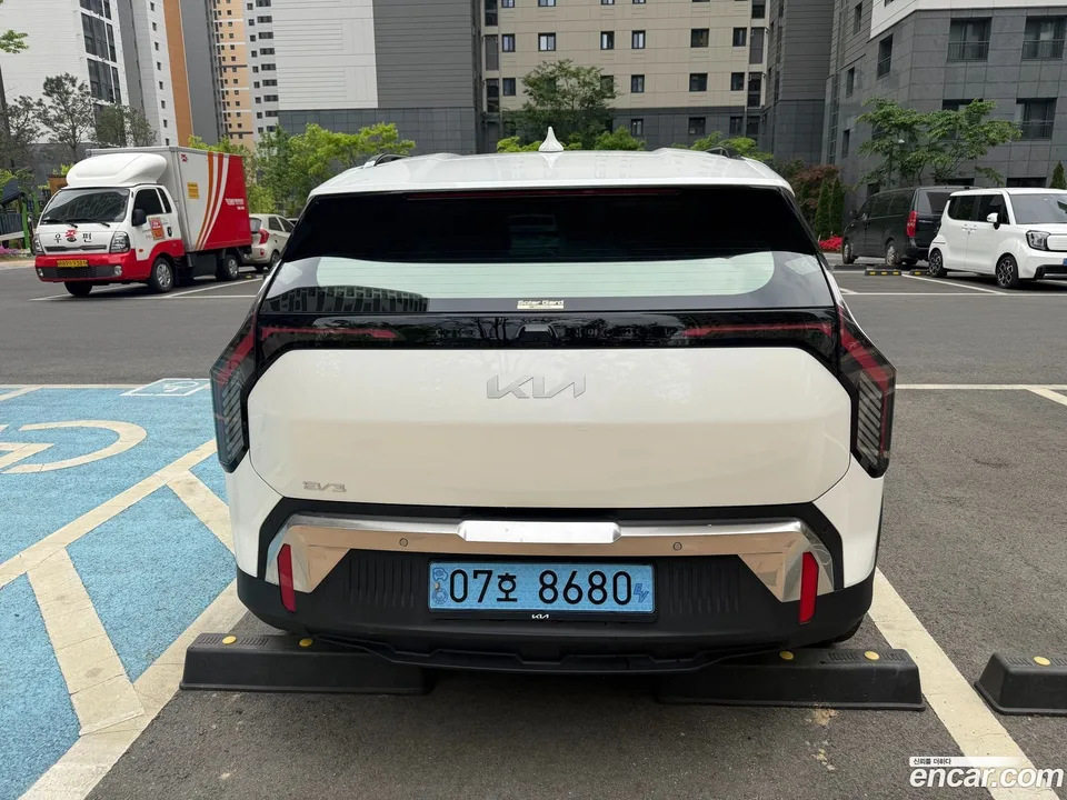Kia EV3 2WD 2024 — миниатюра 4