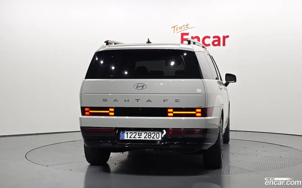 Hyundai SantaFe HEV 1.6 4WD 2024 — миниатюра 4